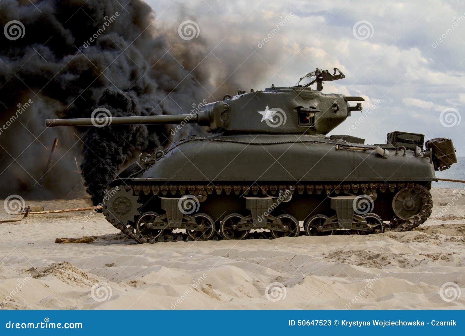 sherman tank Ã¢â¬â ww ii